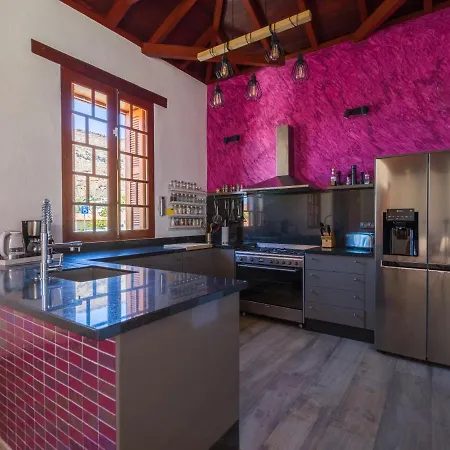 Beautiful House In Traditional Canarian Style Сasa de vacaciones